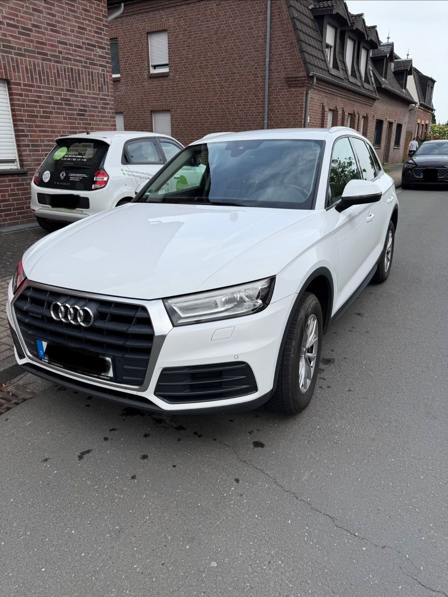 AUDI Q5 40 TDI quattro -
