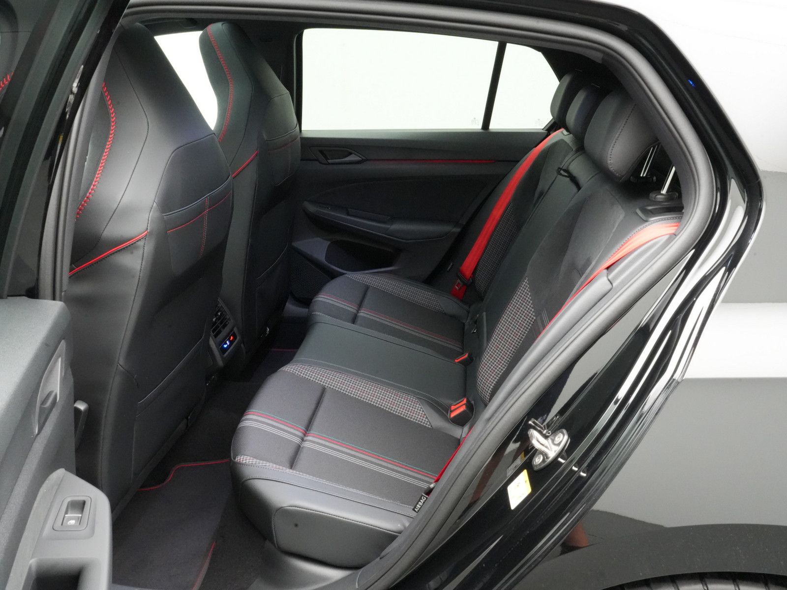 Volkswagen Golf - Bild 17