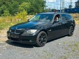 BMW 325D E91 TÜV NEU Bmw - BMW 325 aus 2007: Kombi