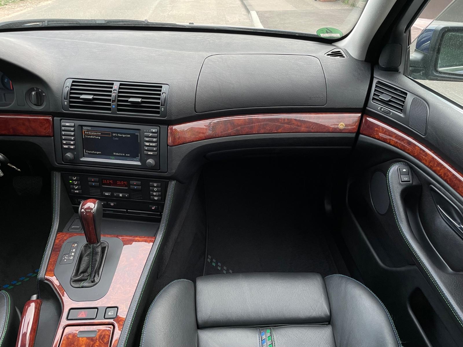 ALPINA Alpina B10 V8S 1 von 188 1. Hand Scheckheft BMW 