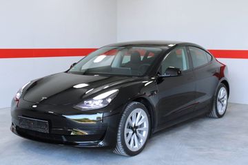 TESLA Model 3 Hinterradantrieb - mit 18 % Rabatt