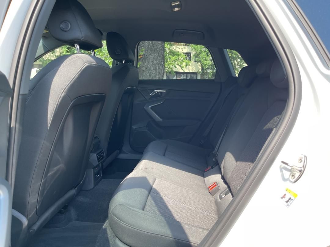 Fahrzeugabbildung Audi A3 allstreet 40 TFSI e S tronic Kamera,LED,Navi