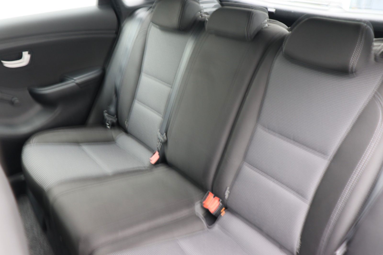 Fahrzeugabbildung Hyundai i30 1.4 Classic