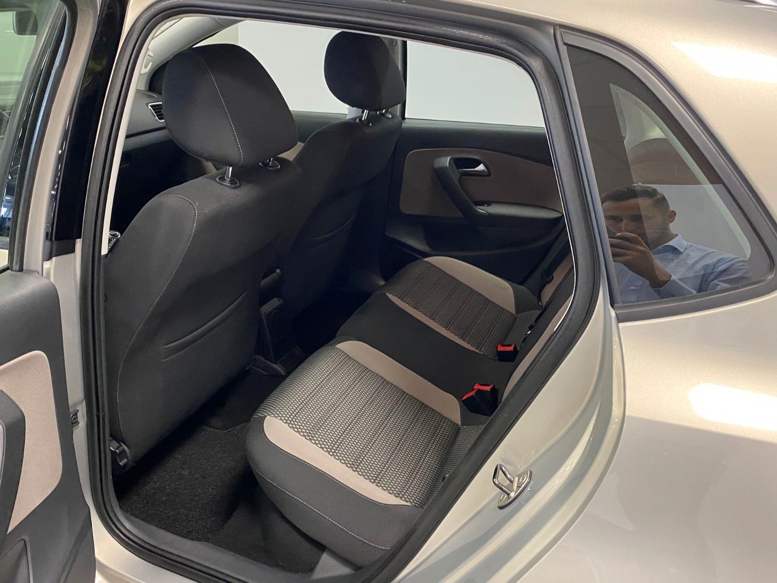 Fahrzeugabbildung Volkswagen Polo 1.2 TSI CrossPolo 1.Hand+17"Alu+CHECKHEFT++