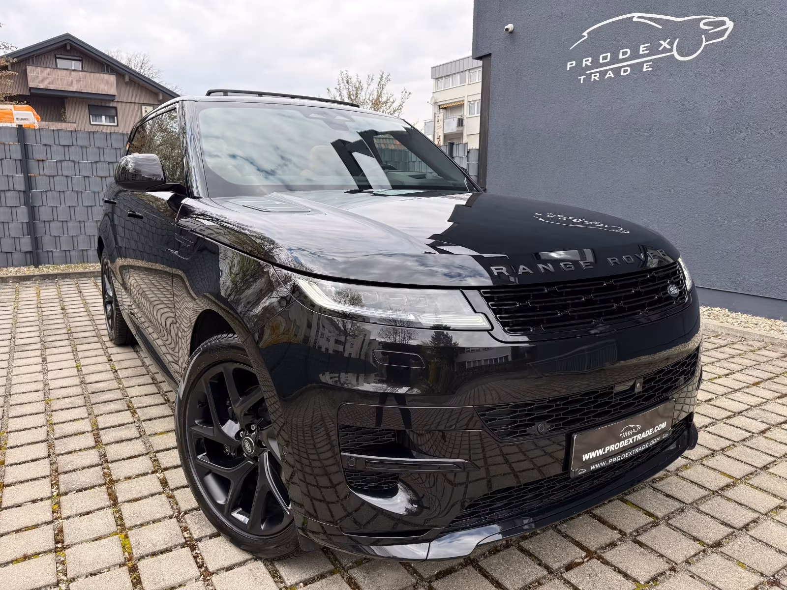 Land Rover Range Rover Sport 3.0 D300 MHEV AWD DYNAMIC SE