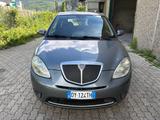 Lancia Ypsilon 1.2 Oro - Lancia Ypsilon Oro mit Benzin-Antrieb
