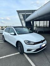 Volkswagen Golf 2.0 TDI SCR DSG Highline - Voll Ausstattung - Privatanbieter Berlin gebraucht