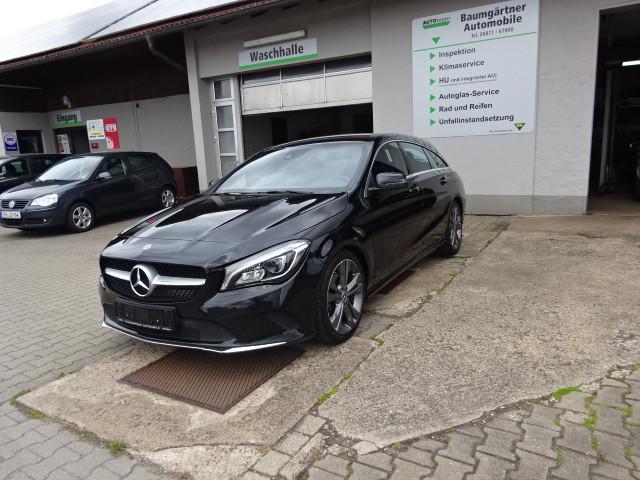 Mercedes-Benz CLA 220 Urban-- AHK--LED--