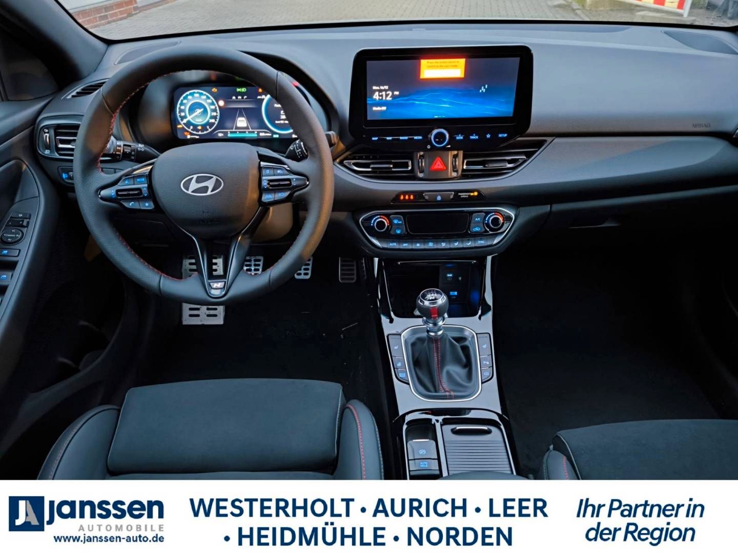 Fahrzeugabbildung Hyundai i30  N LINE Sitz-Paket, Panoramadach