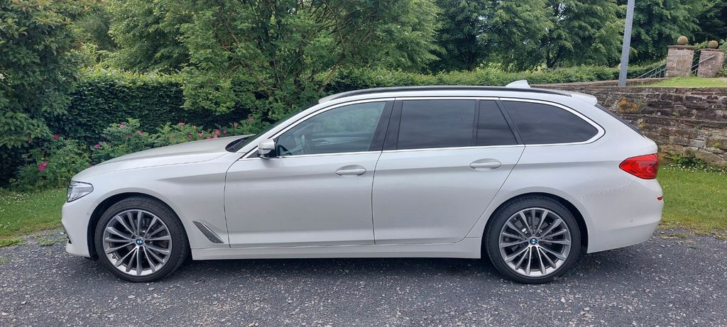 Image of BMW 520