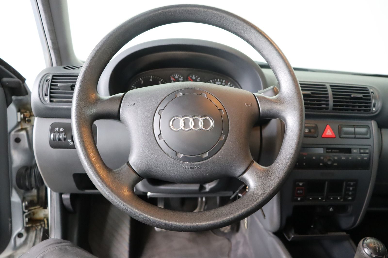 Fahrzeugabbildung Audi A3 1.6 * 1.Hand * HU/AU neu * Klimaaut.