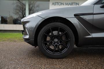صورة 7 لـ 2020 Aston Martin DBX