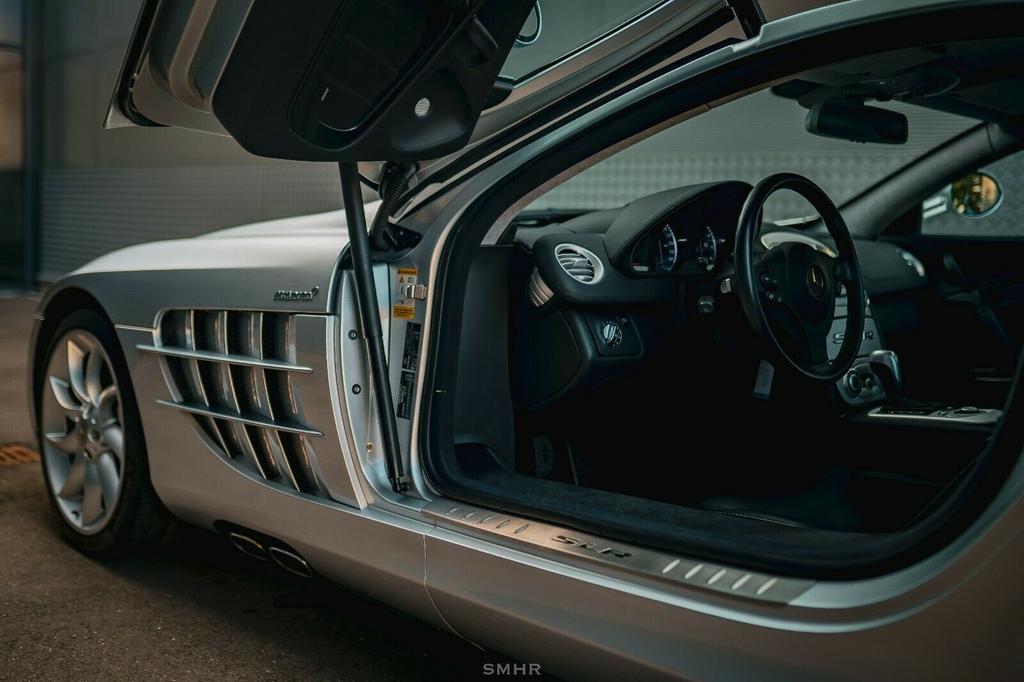 Mercedes-Benz SLR