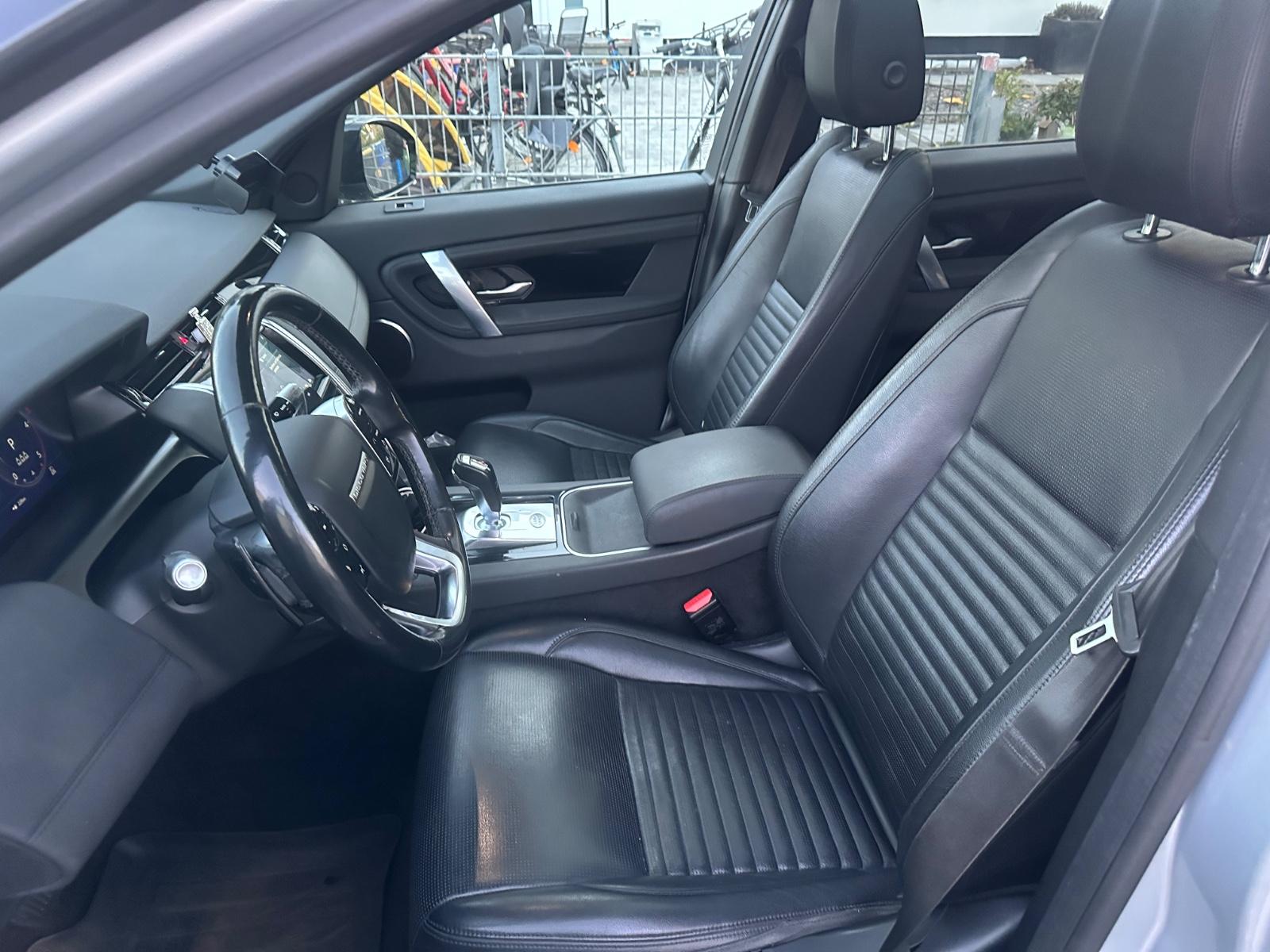Land Rover Discovery Sport S AWD Panorama Leder Xenon Voll