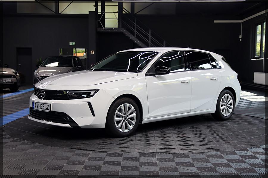 Opel Astra L Elegance NAVI / PDC / CAM