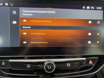 Bild 19 Opel Corsa GS NAVI/KLIMA-AUTO/PDC v+h+CAM/TOTWINKEL