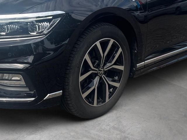 Passat Elegance 1.5 TSI DSG R-Line Navi Area Vie