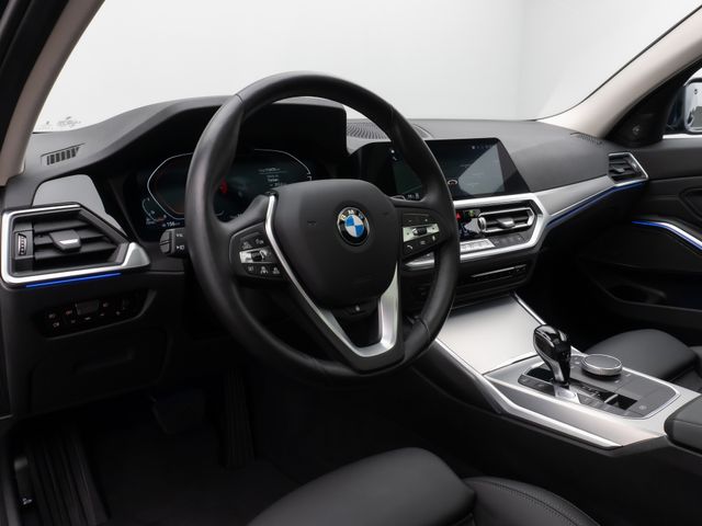 Foto Nummer 21: BMW 330d