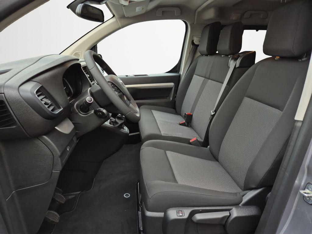 Toyota Proace 2,0-l-D-4D L1 (8-Si.) Verso Shuttle Comfo