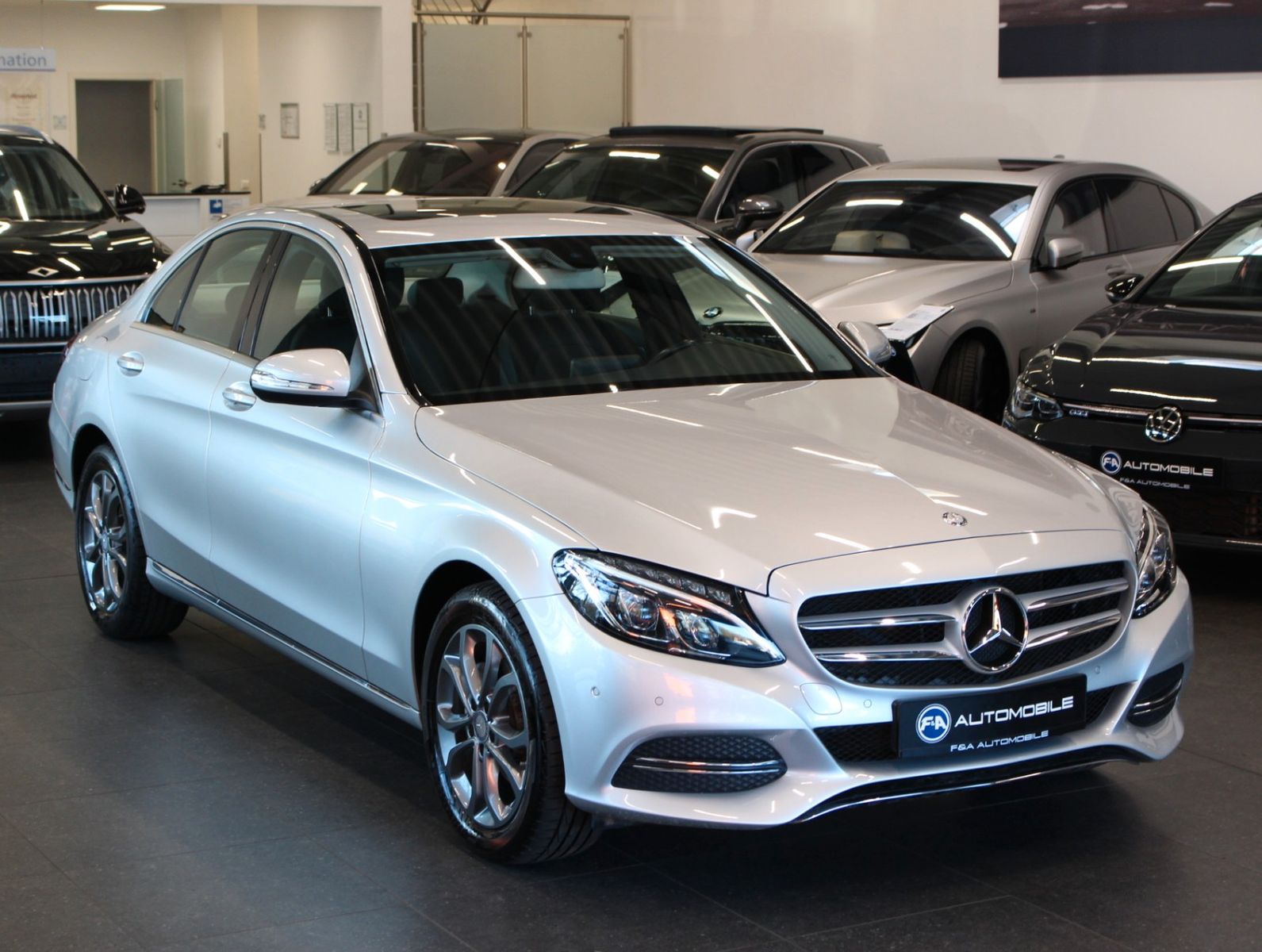 Fahrzeugabbildung Mercedes-Benz C 200 AVANTGARDE*2.Hand