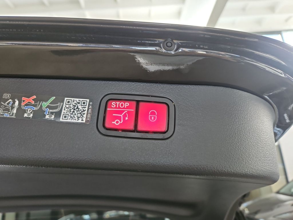 Fahrzeugabbildung Mercedes-Benz C 180 T Avantg. Distronic+ Sitzklima 360° Ambie.
