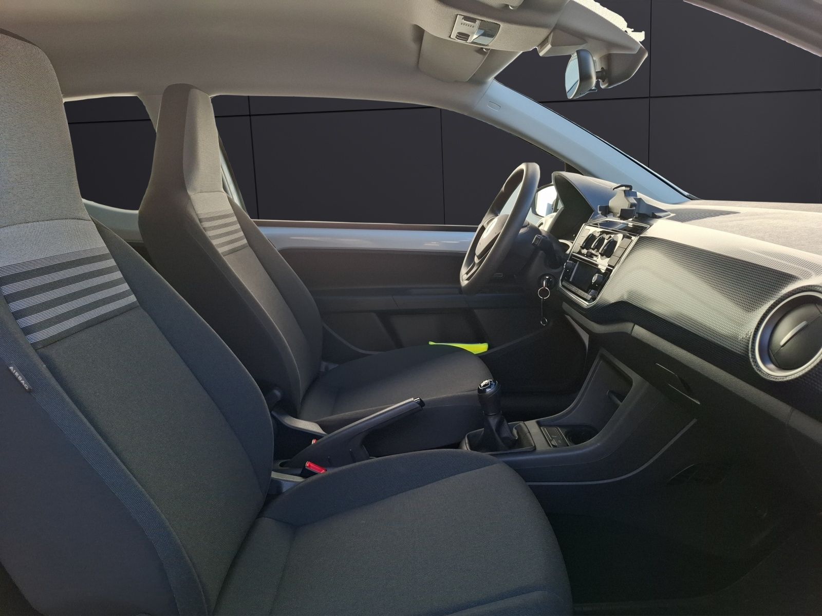 Fahrzeugabbildung Volkswagen up! 1.0 Klima DAB GRA RFK SH
