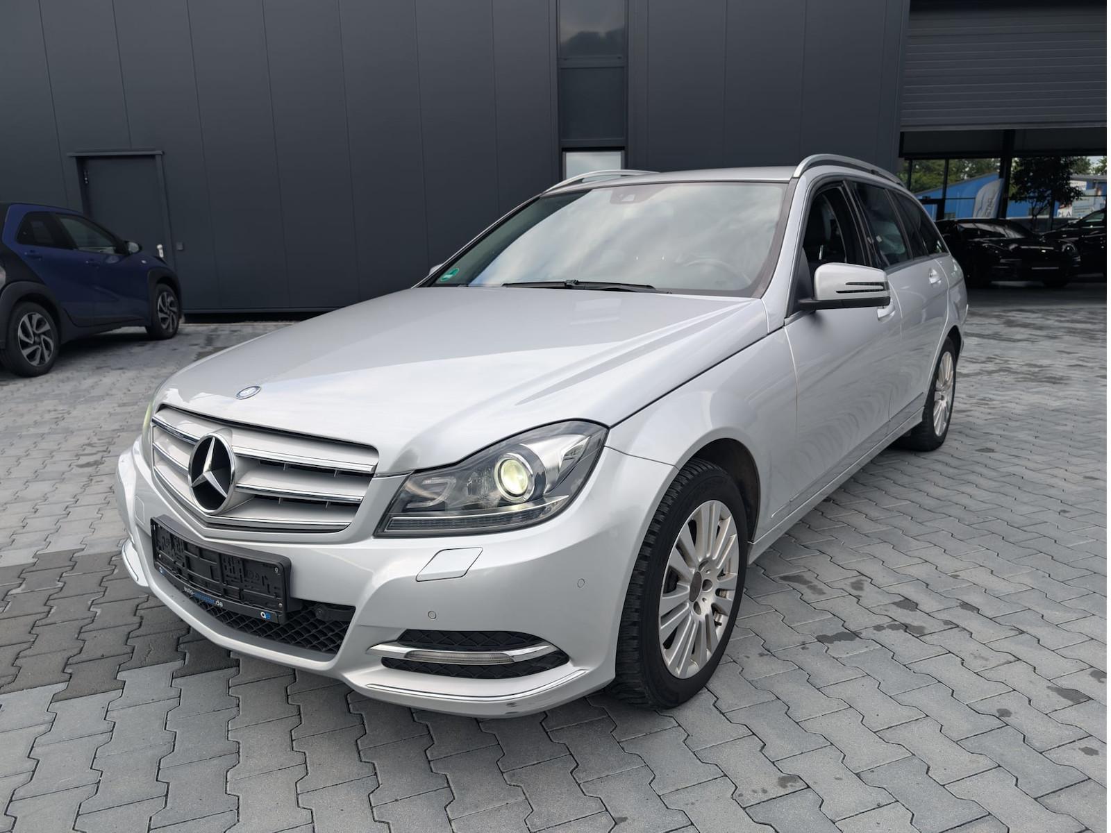 Mercedes-Benz C 200 T Edition *AHK*Xenon*Navi*Leder