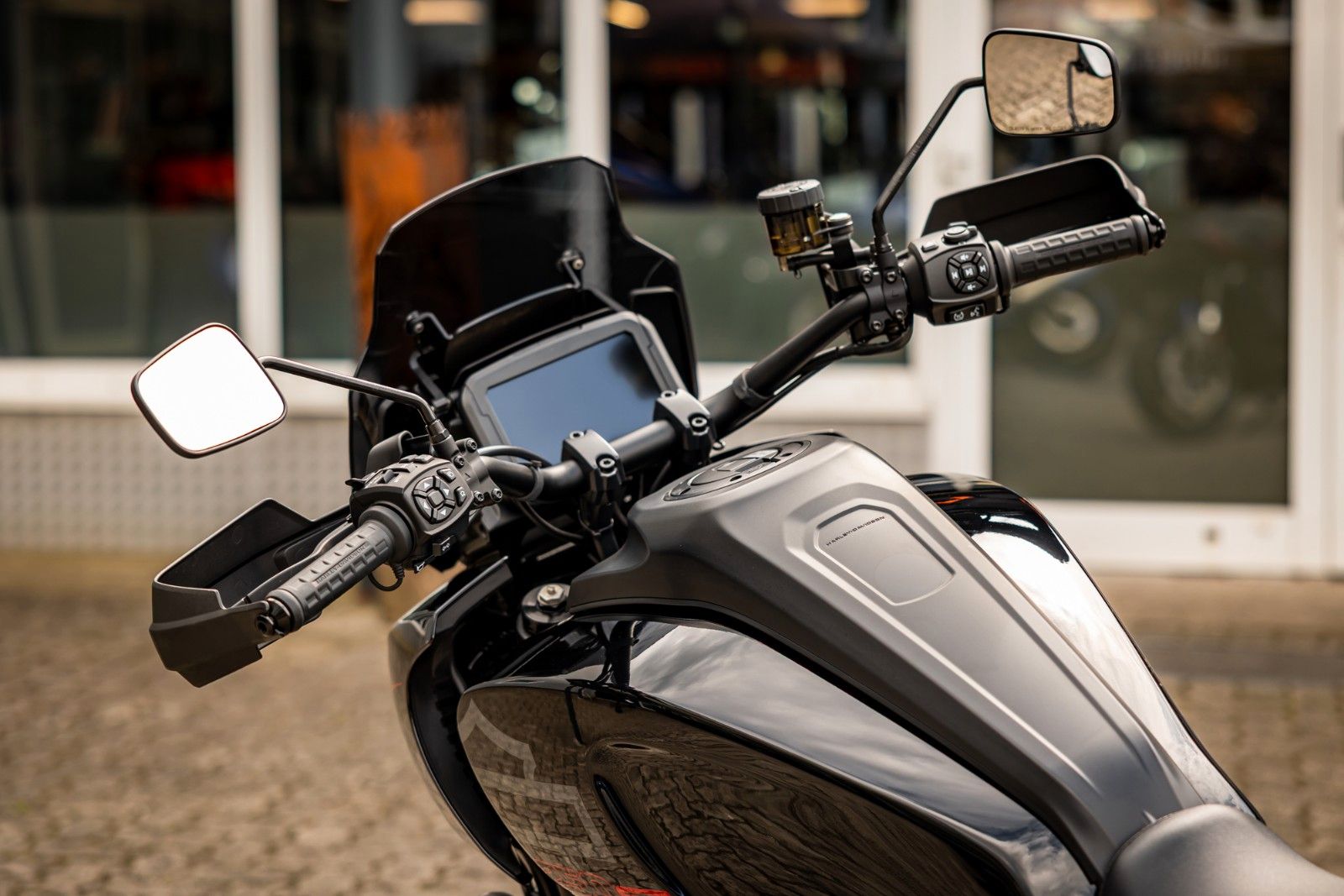 Fahrzeugabbildung Harley-Davidson RA1250ST Pan America ST - Screamin Eagle