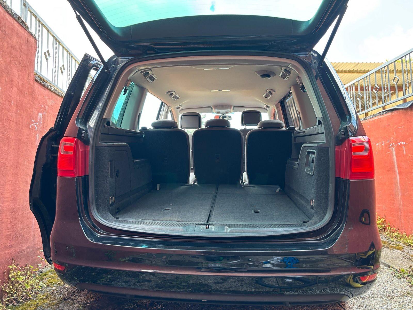 Seat Alhambra 2014 — photo 11
