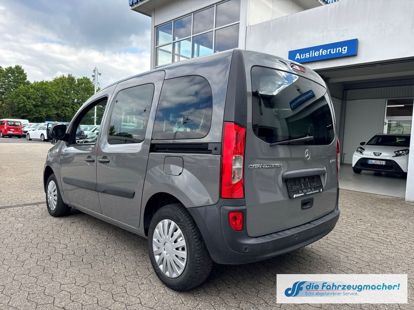 Fahrzeugabbildung Mercedes-Benz Citan Kombi 111 CDI lang SHZ Temp PDC *EXPORT