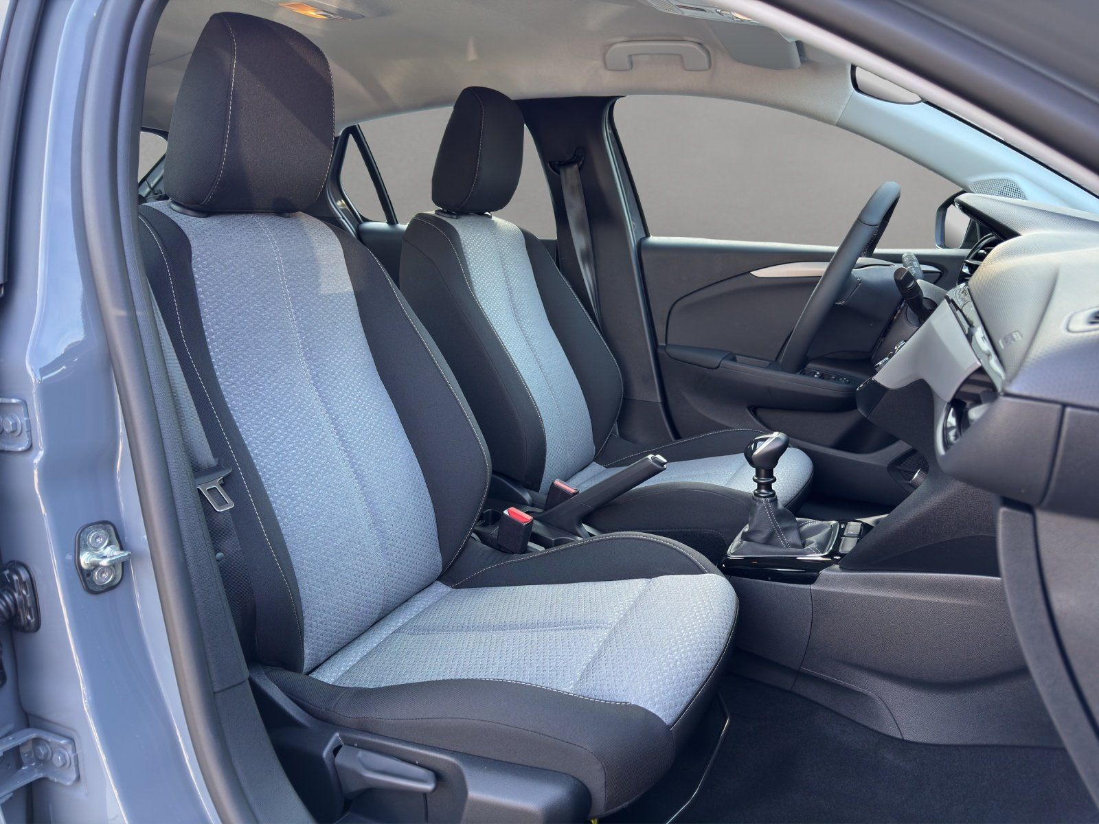 Fahrzeugabbildung Opel Corsa F 1.2 Turbo Edition TECH-PAKET/SHZ/KAMERA/