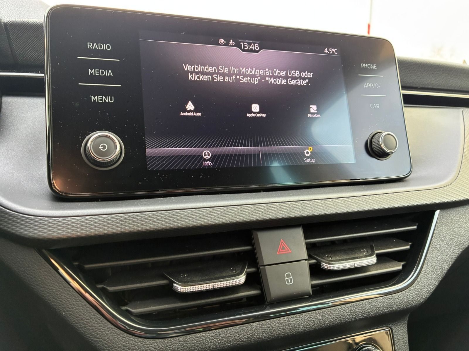 Fahrzeugabbildung SKODA Scala 110PS 6-Gang*LED*PDC*SmartLink