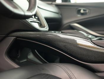 صورة 5 لـ 2021 Aston Martin DBX