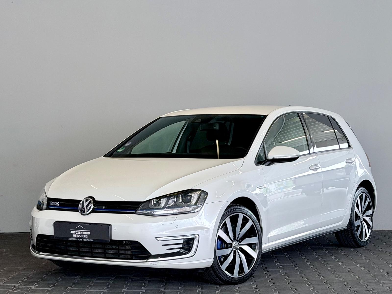 Volkswagen Golf VII GTE *Standheizung*SHZ*AHK*