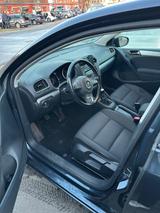 Volkswagen Golf 1.6 TDI Team Team - Volkswagen Golf aus 2011: 1.6