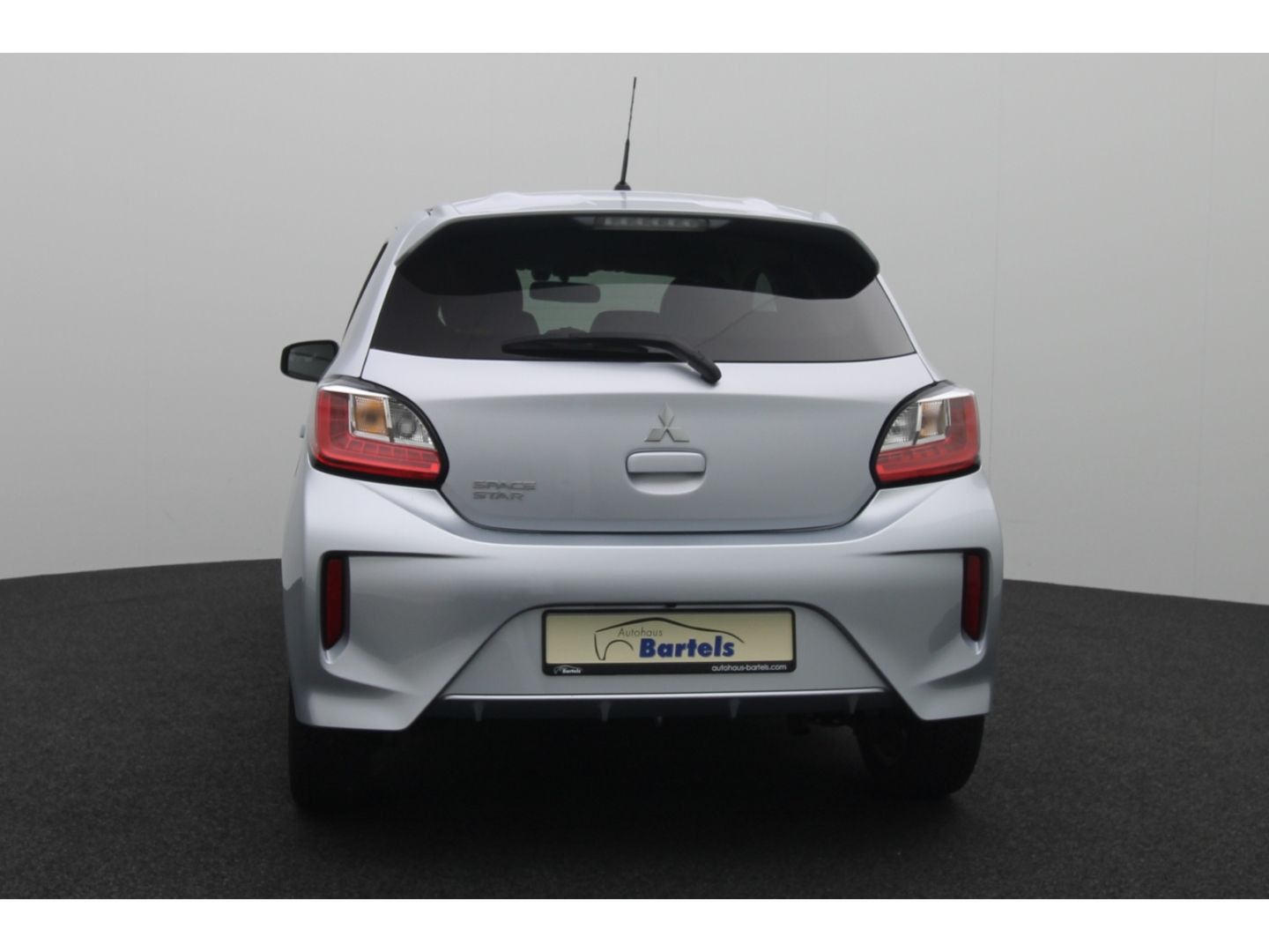 Fahrzeugabbildung Mitsubishi Space Star 1.2 Select+ AppleCP DAB Klimaanlage