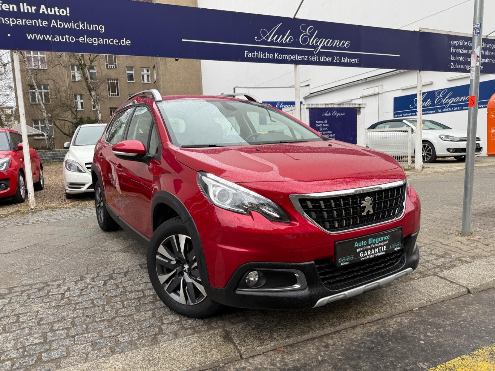 Peugeot 2008 Allure  LEDER PDC TEMPOMAT Ambiente LED