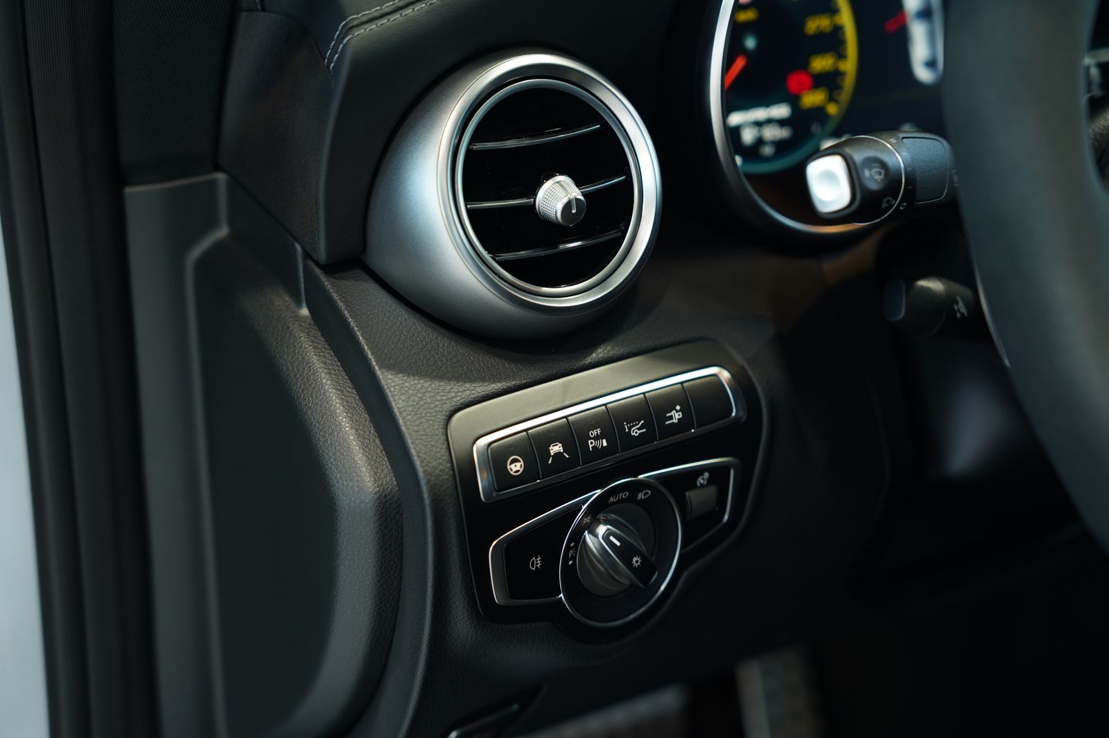 Mercedes Benz C 63 Amg