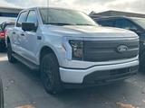 Ford F 150 Lightning XLT 2025 weiss im Vorlauf - Ford F 150: Lightning