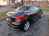 Peugeot 207 CC Cabrio-Coupe Allure - Peugeot 207 Allure mit Benzin-Antrieb