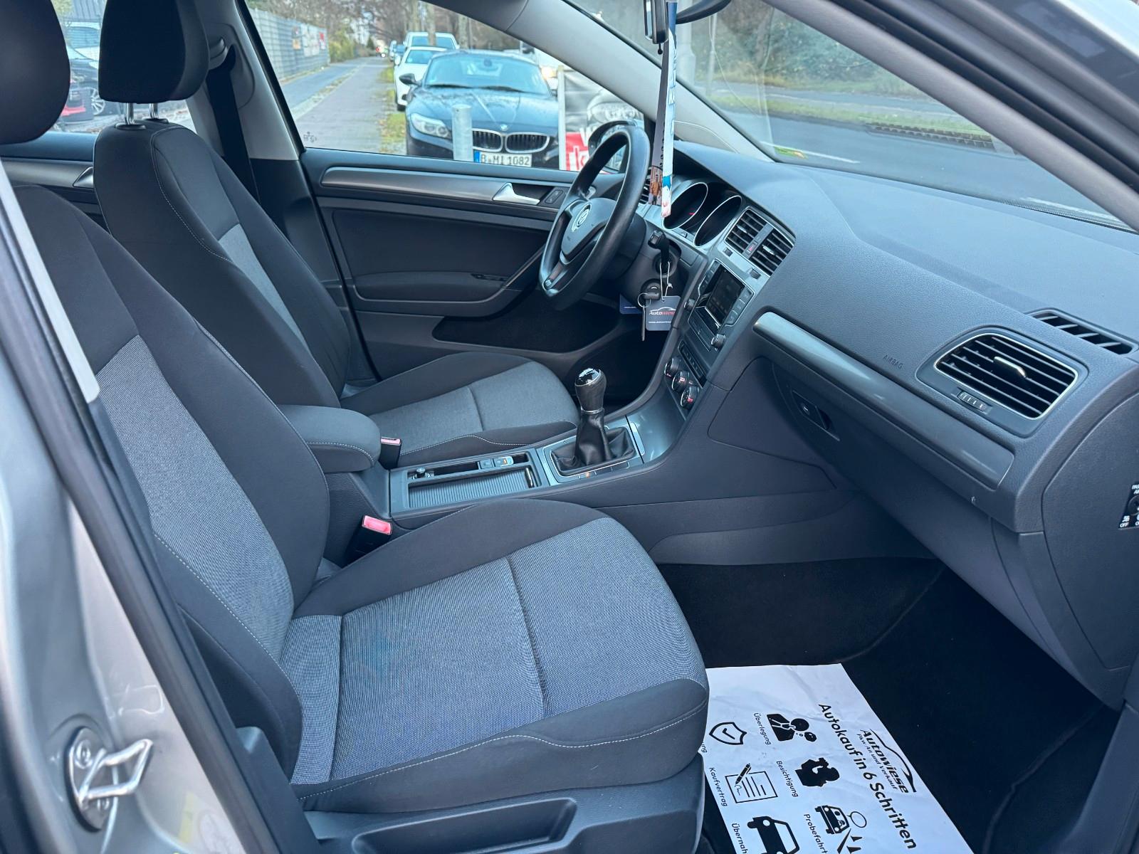 Volkswagen Golf VII 1.6 TDI Lim EU5*Klima*LED*TÜV NEU*
