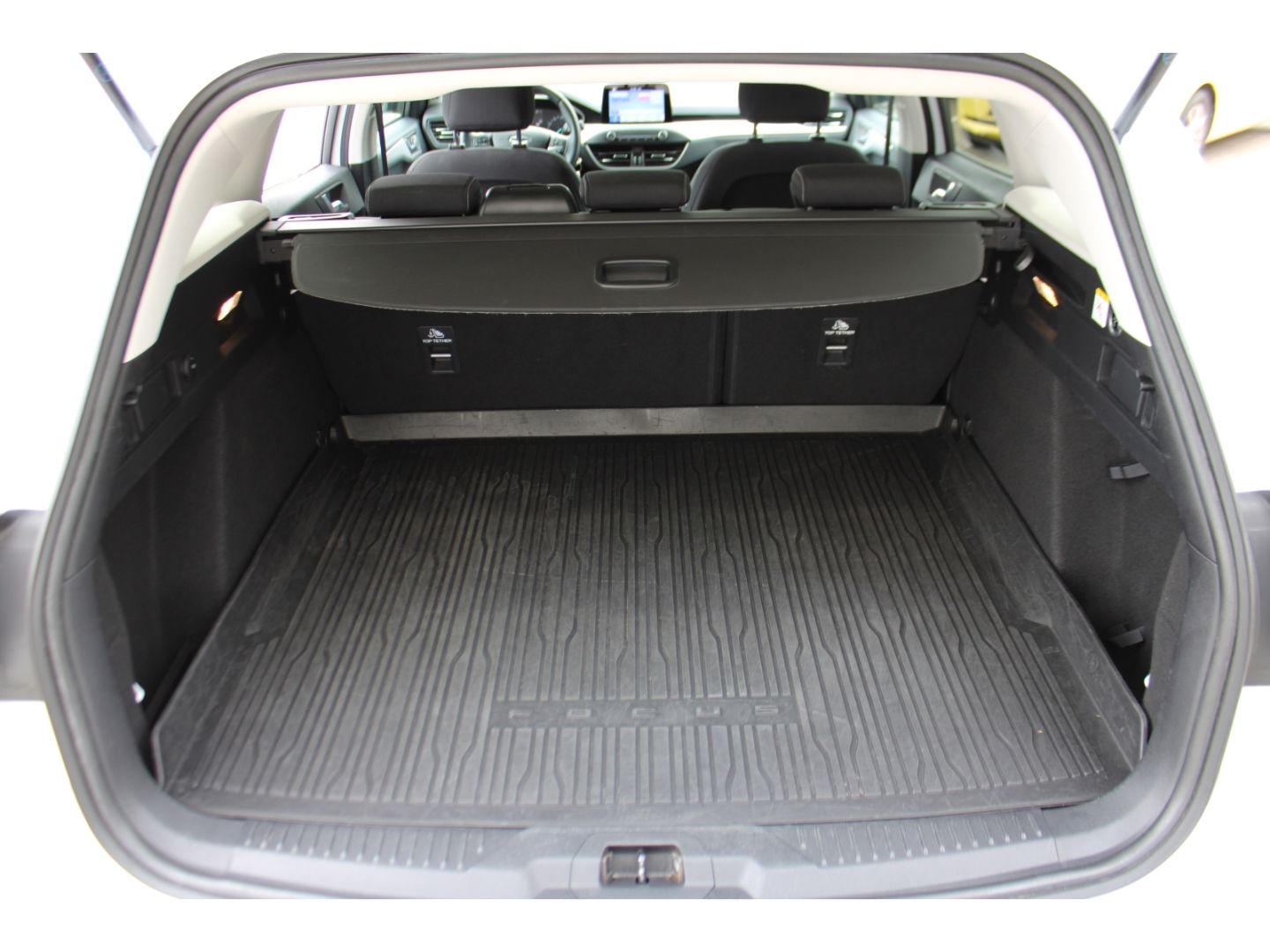 FORD Focus Turnier Cool&Connect 1.0 EcoBoost Navi AHK - Image 9