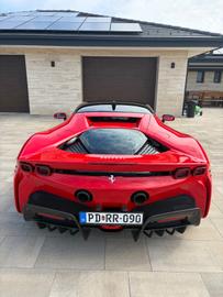 2022 Ferrari SF90 照片 4
