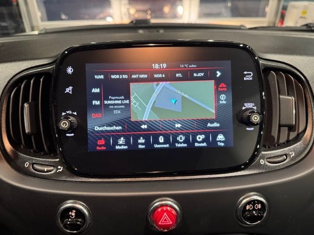 Fahrzeugabbildung Abarth 695 Autom. Beats Navi Carplay PDC