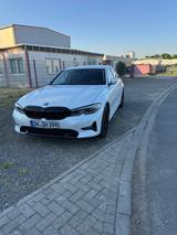 BMW 320d Sport Line Automatic / Head-Up  - BMW mit Diesel-Antrieb: Automatic