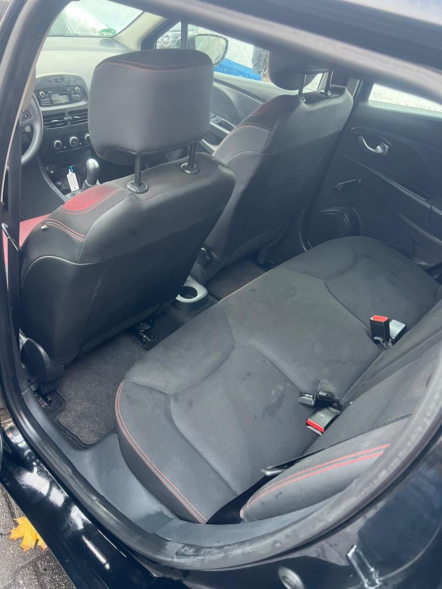 Renault Clio 2015 — photo 17