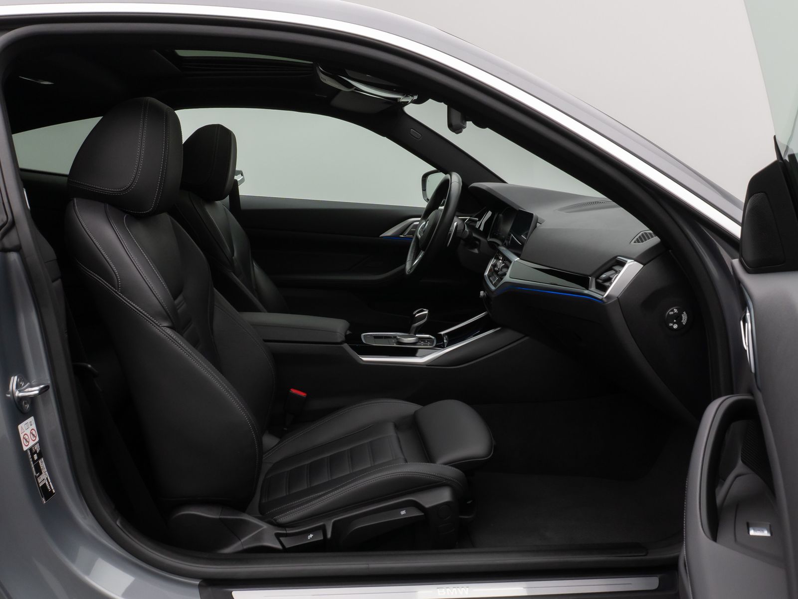 Fahrzeugabbildung BMW 430d xD Coupé Glasdach Laser DAB HiFi Komfort 19