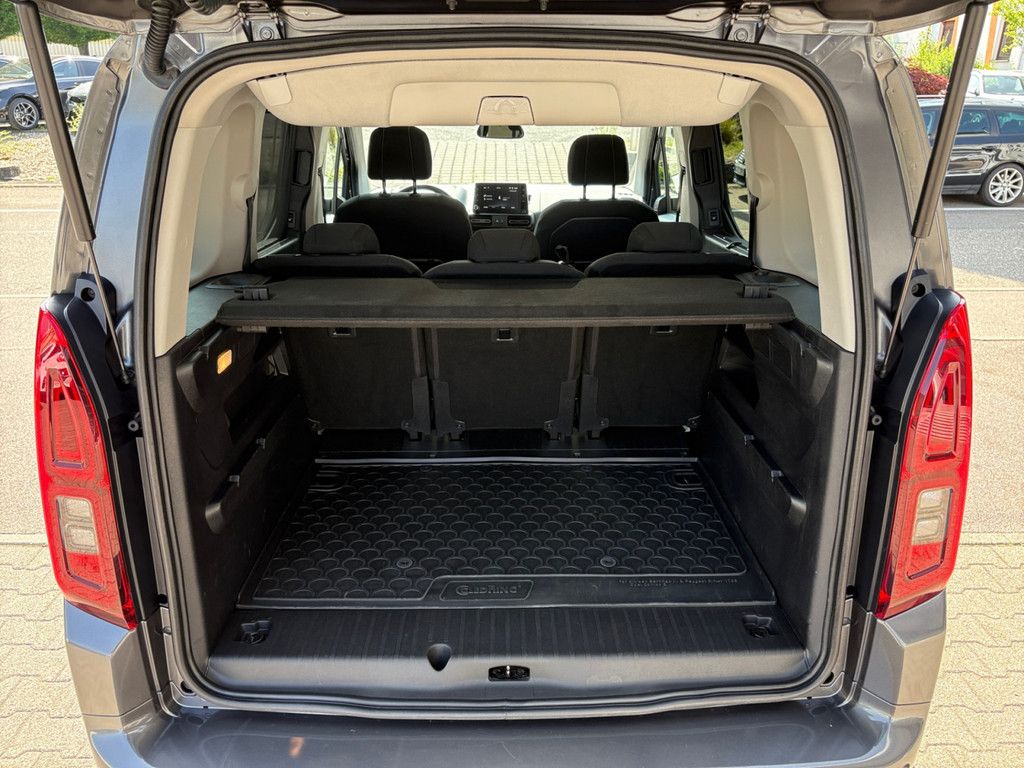 Fahrzeugabbildung Opel Combo Life E 1.5 Innovation
