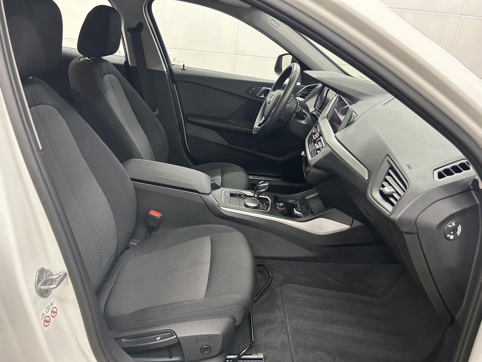 BMW 1 Series i Advantage+LED+KAM+Nav+Temp+Digitales Kombi, миниатюра 24