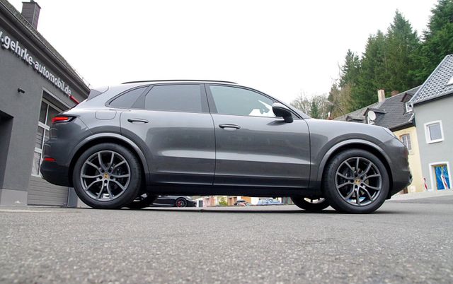 Porsche Cayenne*21"Excl.Design,Luft,ACC,BOSE,SWA,Komfort